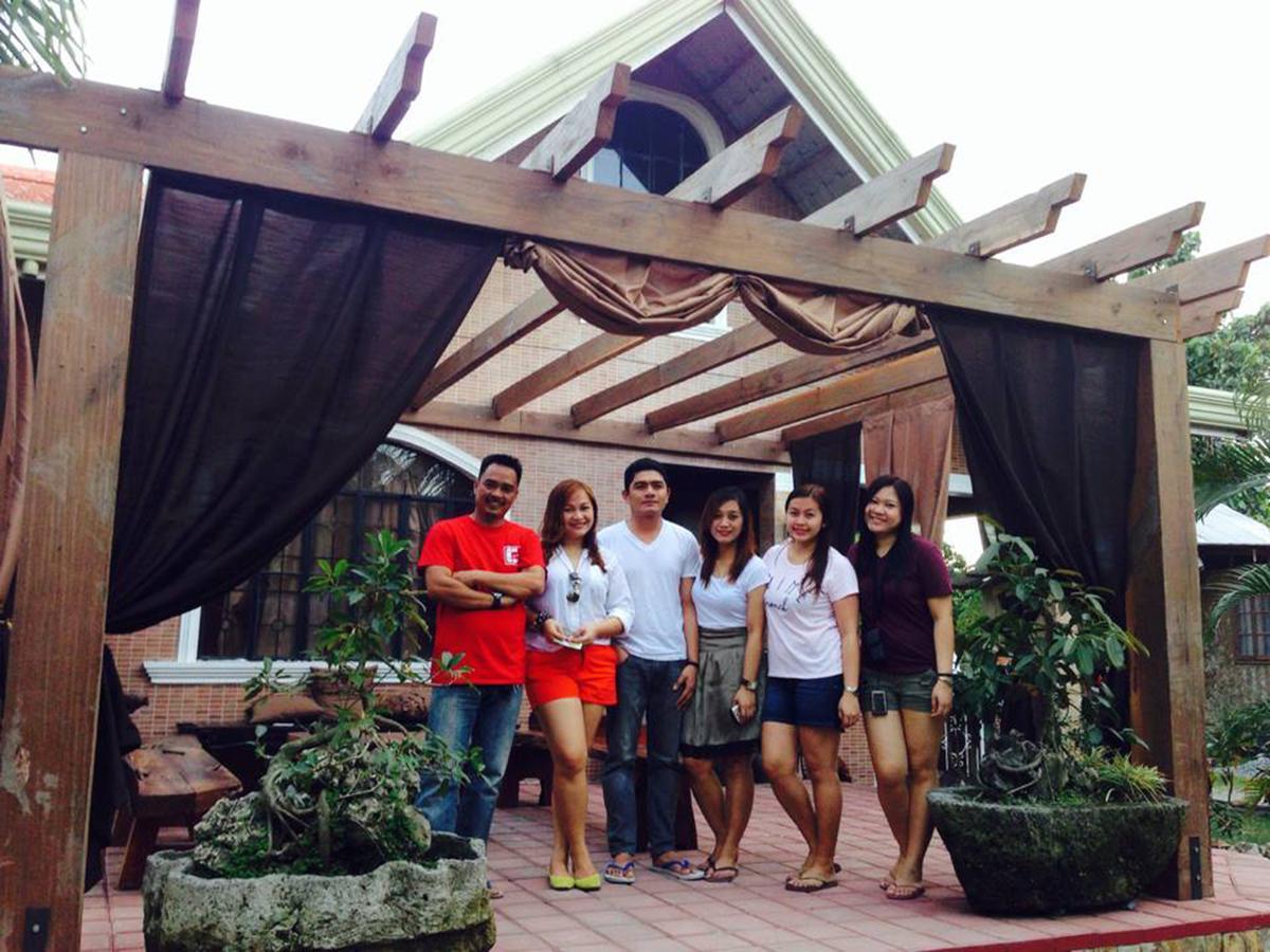 Bognot Lodge : Alvin Bognot Mt Pinatubo Guesthouse And Tours Santa Juliana Pokoj fotografie